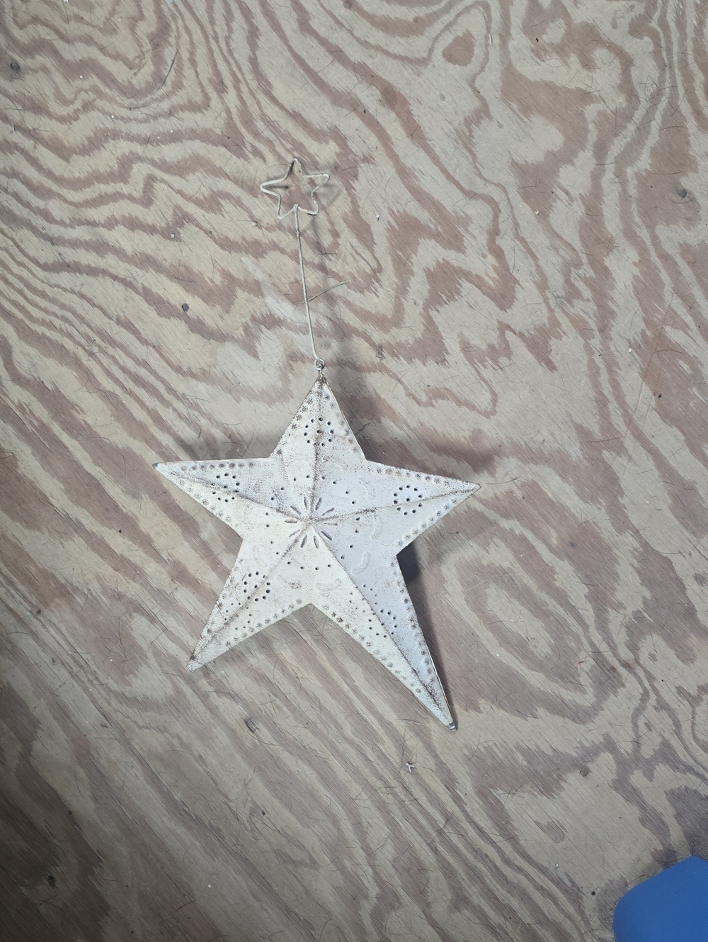 Rustic White Metal Star  Ornament - Unbranded